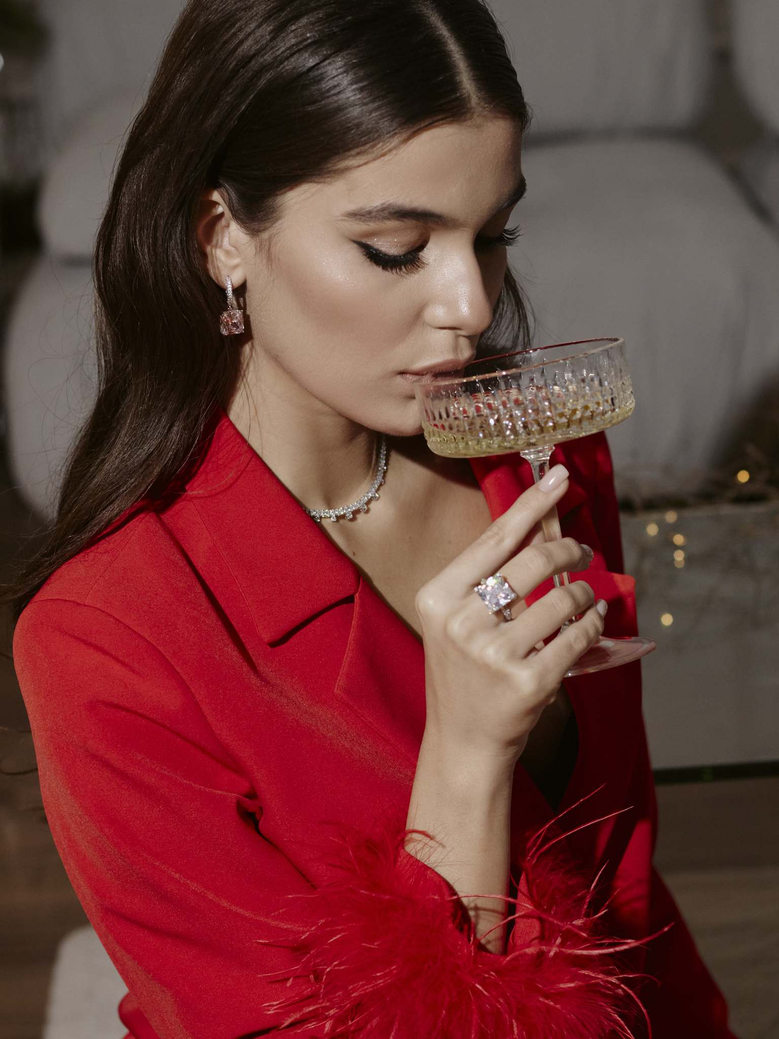 Серьги Crystal с подвесным квадратным камнем