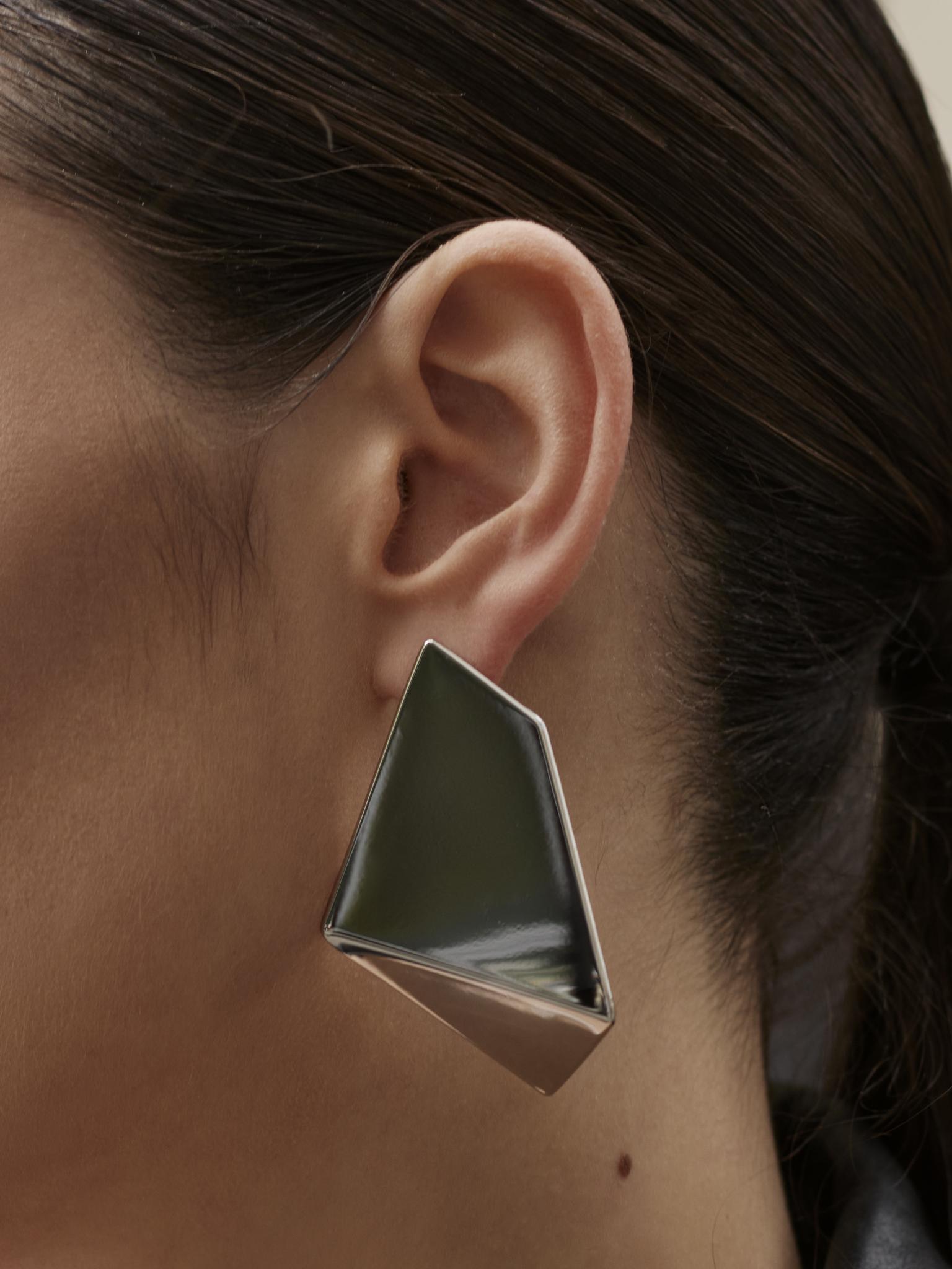 Серьги Geometry граненые акцентные