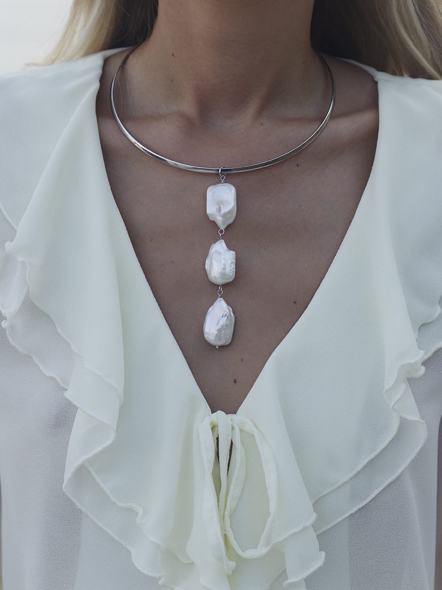 Чокер Pearl  с крупными прямойгольными жемчужинами