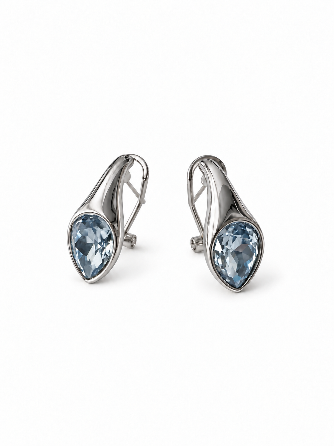 Серьги Prism of Elegance с голубыми фианитами на итальянском замке